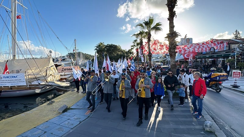 Bodrum’da 12’inci BİOR yarışları kortej yürüyüşüyle başladı