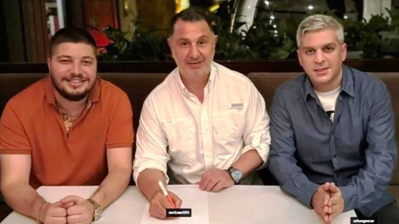 Adsız