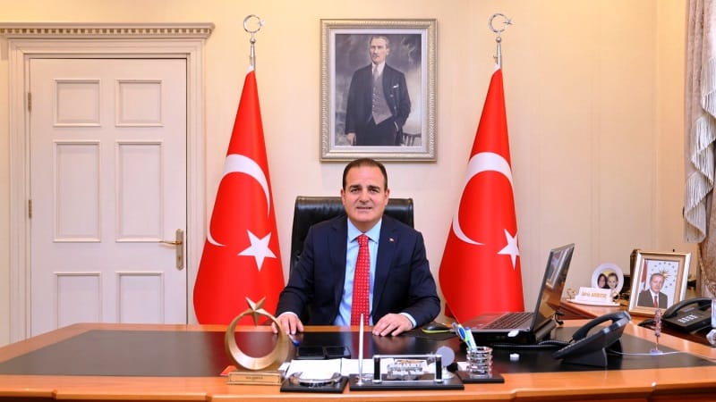 vali_idris_akbiyik