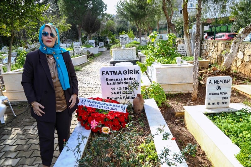 bodrum_belediyesi_fatma_girik_ölümünün_üçüncü _yil_dönümünde_anilldi (6)