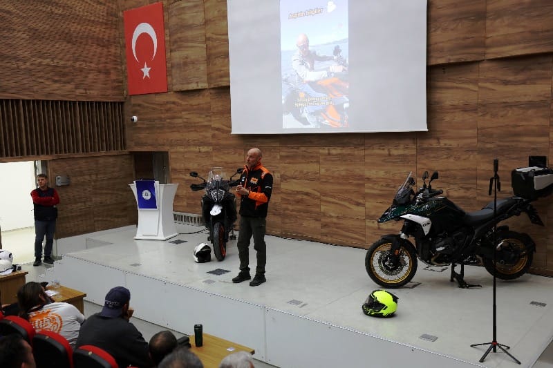 Büyükşehir ‘Trafikte Empati’ Söyleşisi Düzenledi…