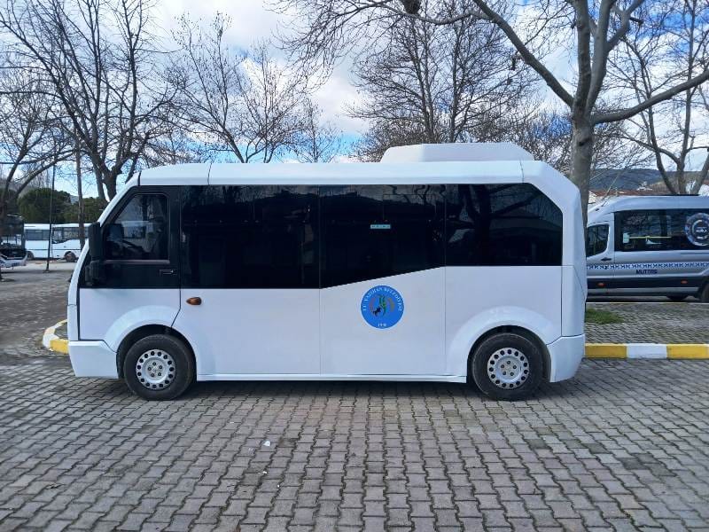 Büyükşehir’den Deprem Bölgesine Araç Desteği…