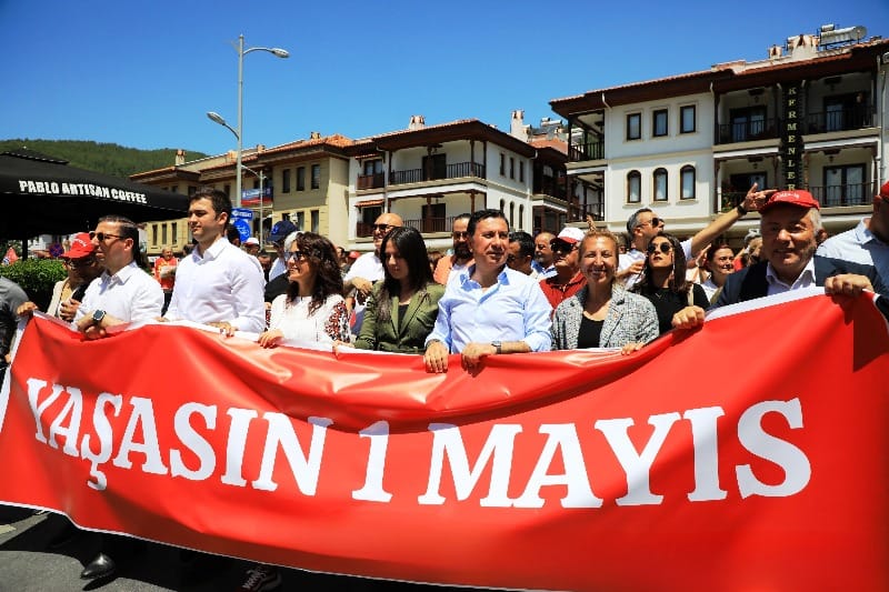 Başkan Aras’tan 1 Mayıs İşçi Bayramı Mesajı (5)