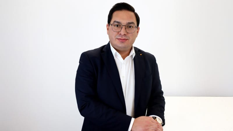 omer karaca-schmetterling-ceo