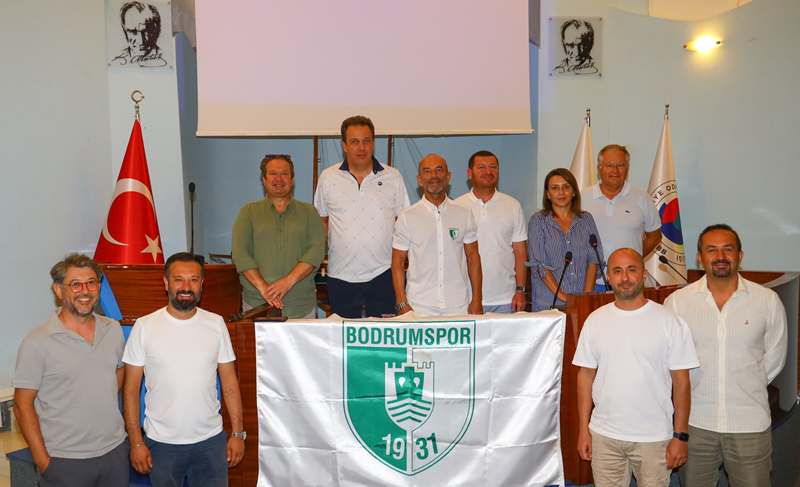 BB Bodrumspor Kongresinden Hadi Türk'le Devam Kararı Çıktı... 61 bb bodrumspor kongre 4