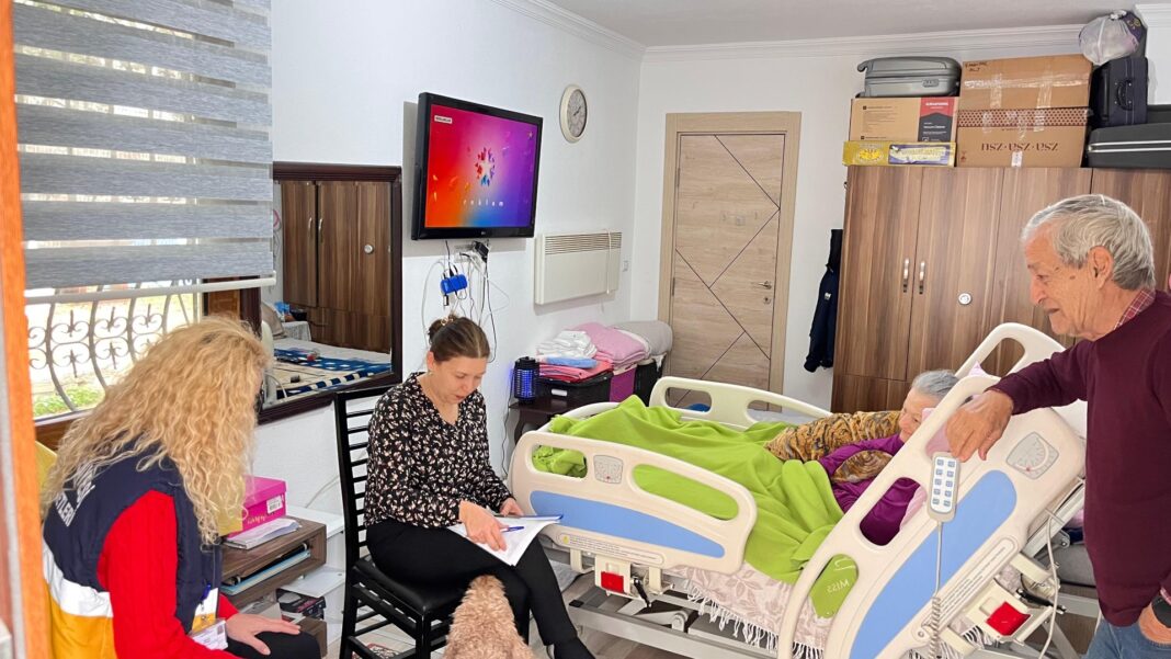 Belediyeden 385 Haneye Moral Ziyareti…