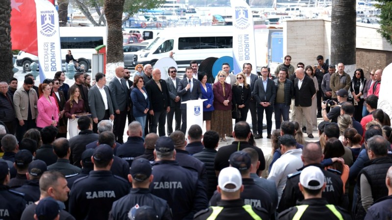 Başkan Tamer Mandalinci Belediye Personeli ile Bayramlaştı