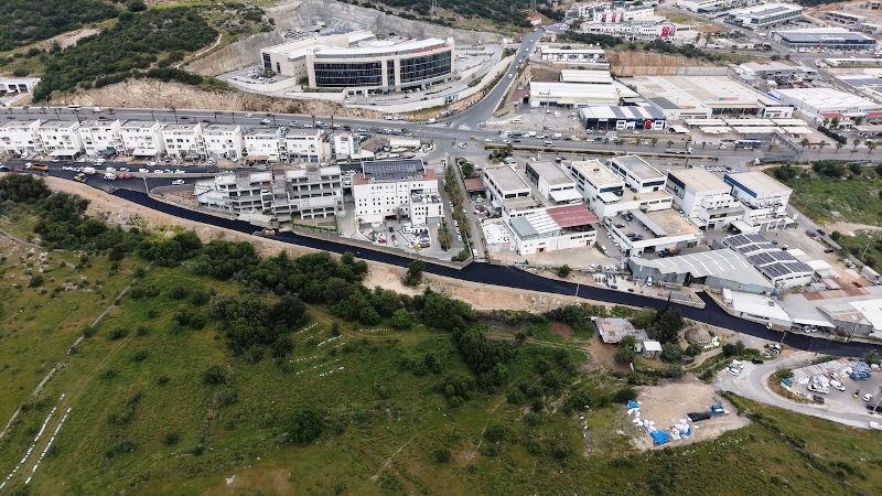 Fen İşleri Ekiplerinden İlçe Genelinde Yoğun Mesai