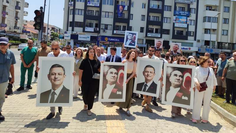 Muğla’da Seçilmiş CHP Yönetimi İl Binasından Ayrıldı
