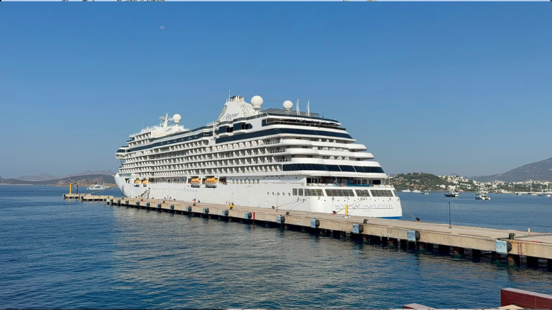 Seven Seas Splendor Bodrum’a Demirledi