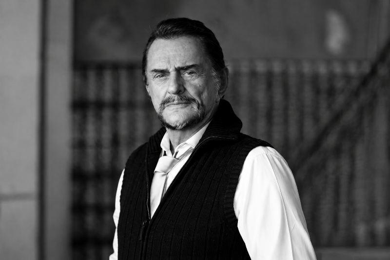 Türk Müziğinin Usta İsmi Alpay Hayatını Kaybetti